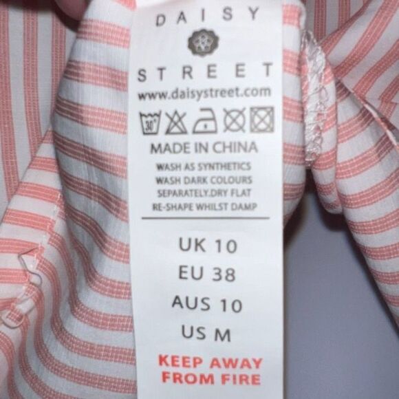 Daisy Street Pinstripe Bowling Shirt With Embroidered Fruit Slice on Pocket - Picture 4 of 8